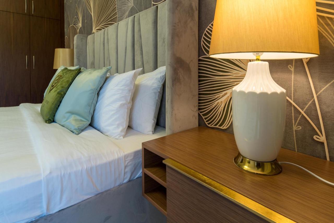 Simply Comfort In Sarai Palm Jumeirah Dubaj Kültér fotó